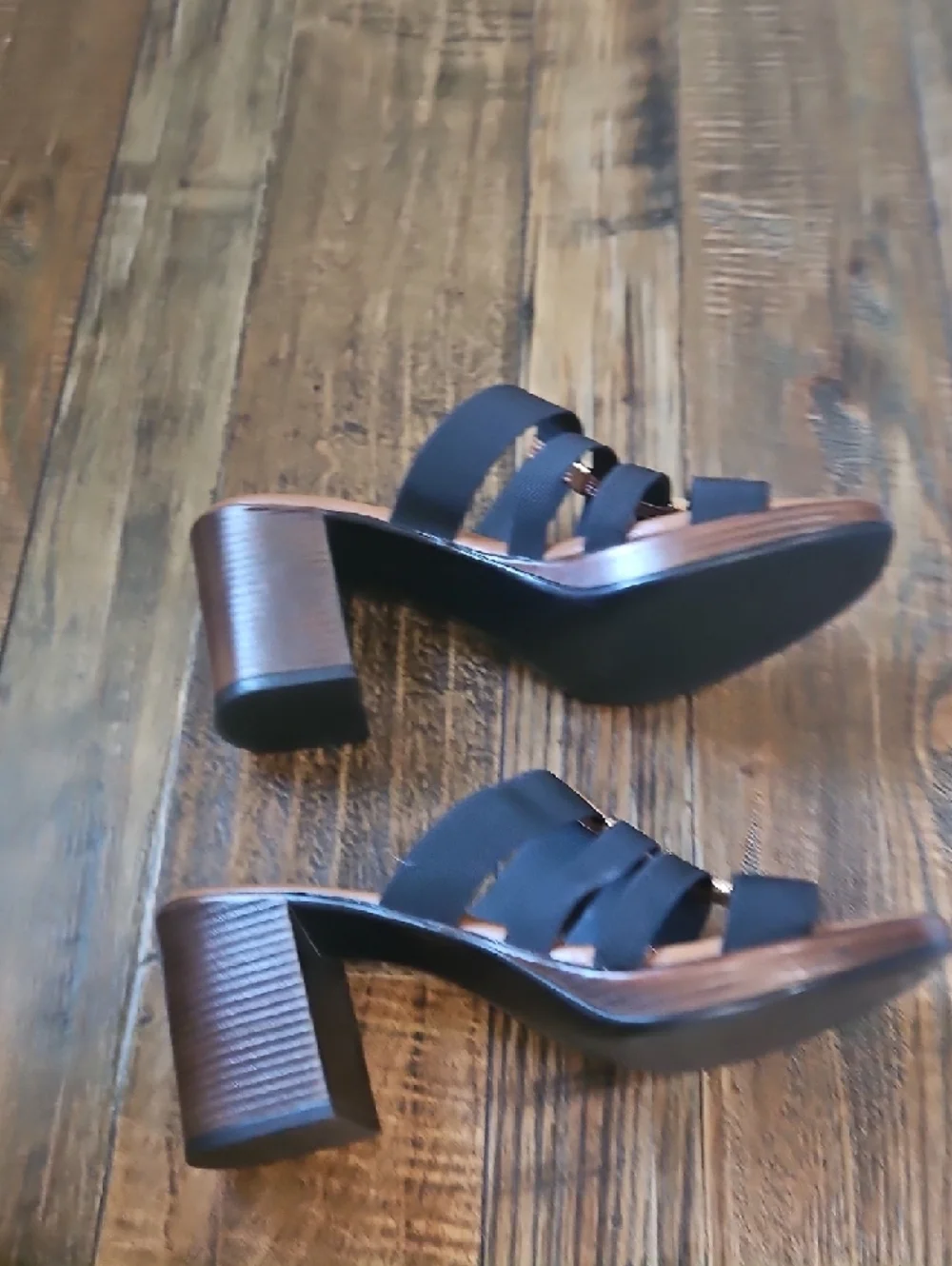 Italian Shoemakers Black and Tan Strappy Block Heel Mules‎